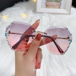 Fashion Diamond rimless Trimmed Sunglasses Women's Fashion Anti UV Slimming Sunglasses - Upper ash and lower powder