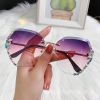 Fashion Diamond rimless Trimmed Sunglasses Women's Fashion Anti UV Slimming Sunglasses - Graded powder